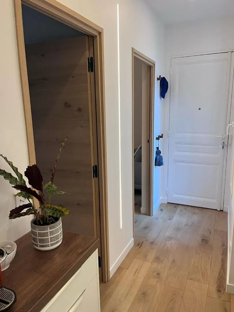 Apartment Parisian Charm, Modern & Quiet Studio